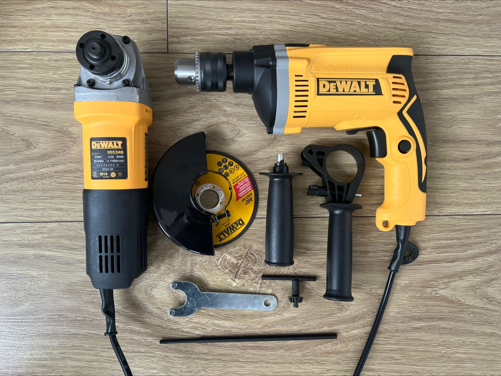 Miniatura 7 de COMBO TALADRO Y PULIDORA 6017 DEWALT